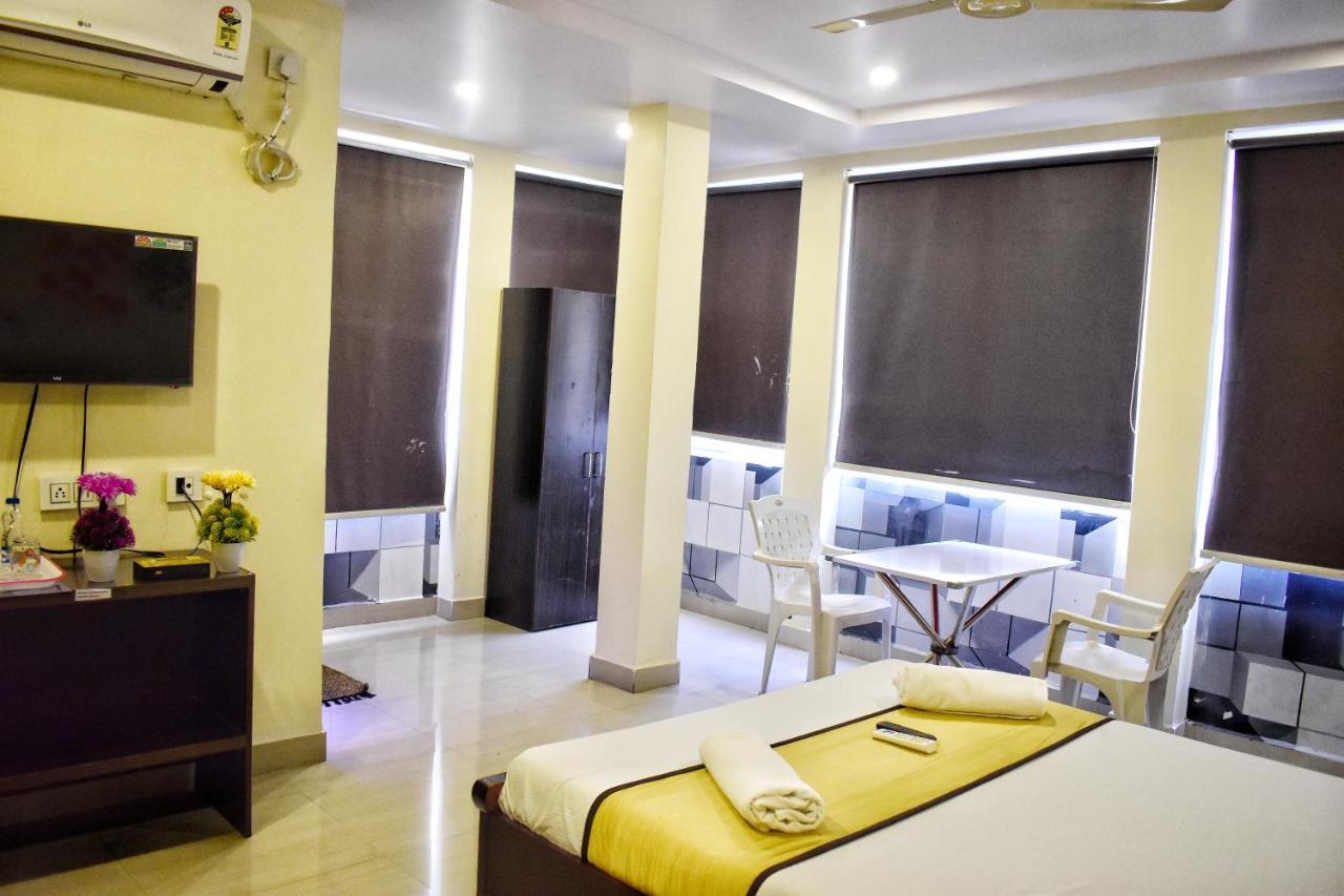 Skyotel Hotels & Banquets Vijayawāda Extérieur photo